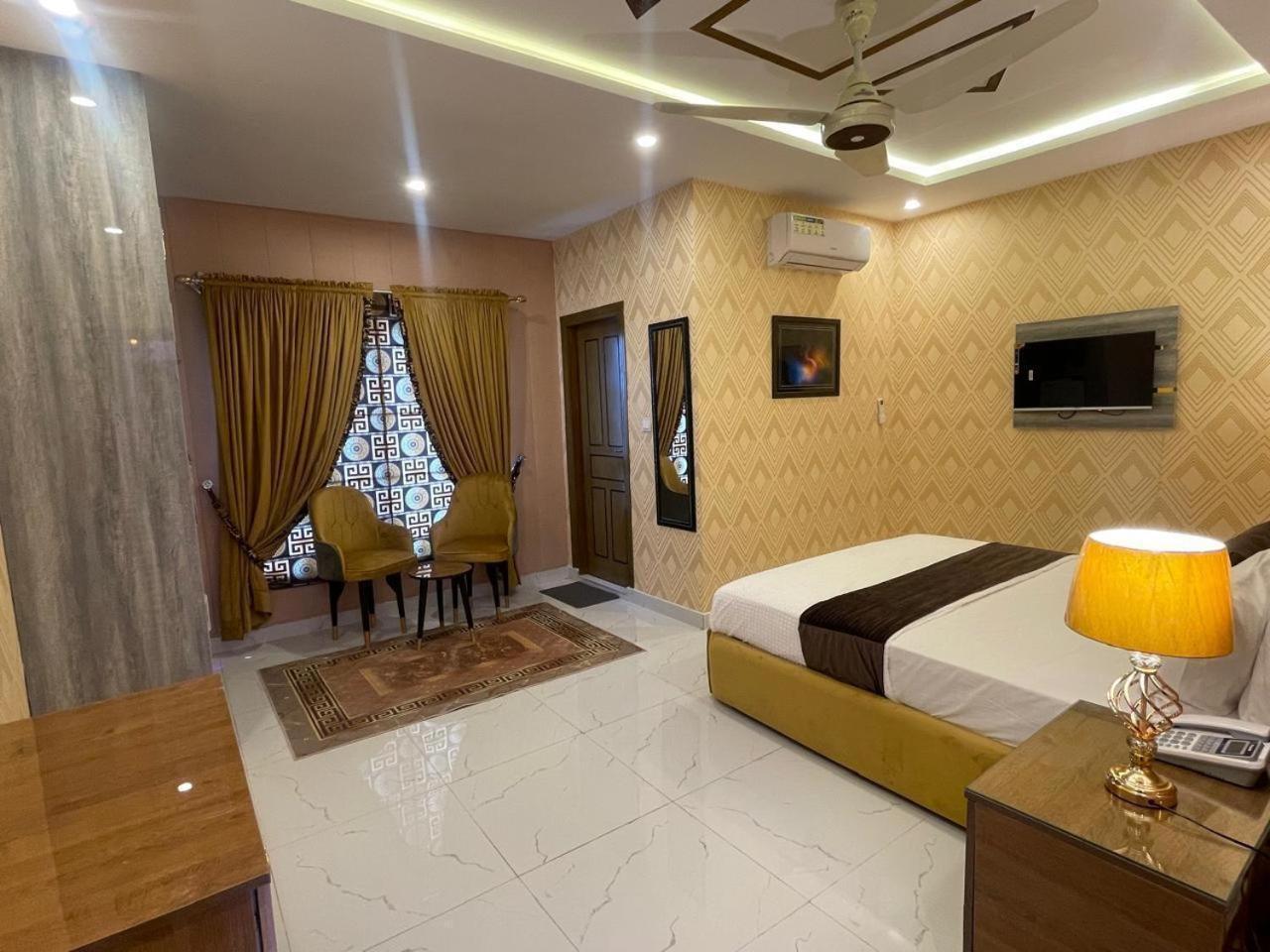 Hotel Croydon International Rawalpindi Dış mekan fotoğraf