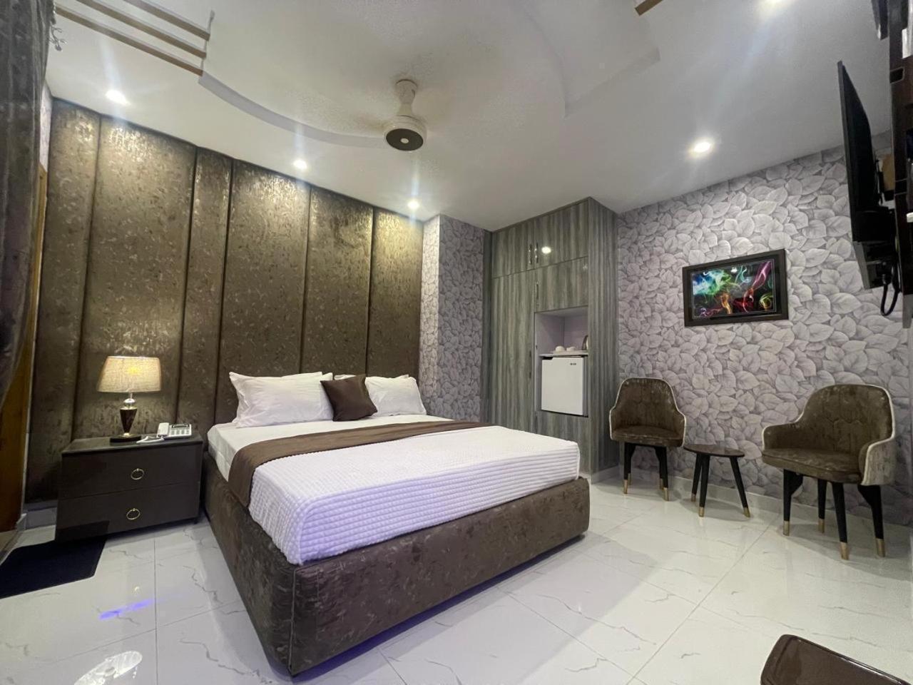 Hotel Croydon International Rawalpindi Dış mekan fotoğraf